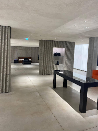 Boutique Saint Laurent, Champs Eysées.