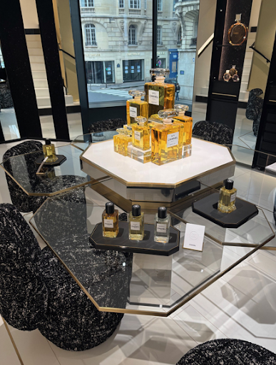 Chanel Beauté, Passy.