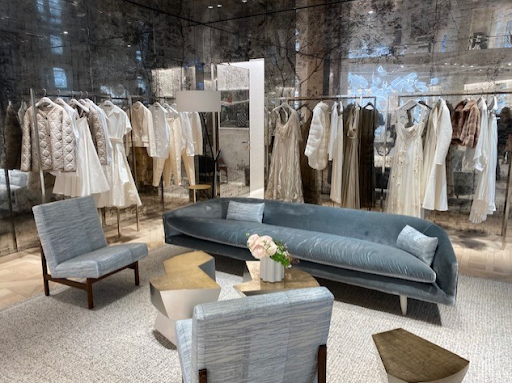 Flagship Dior Montaigne.