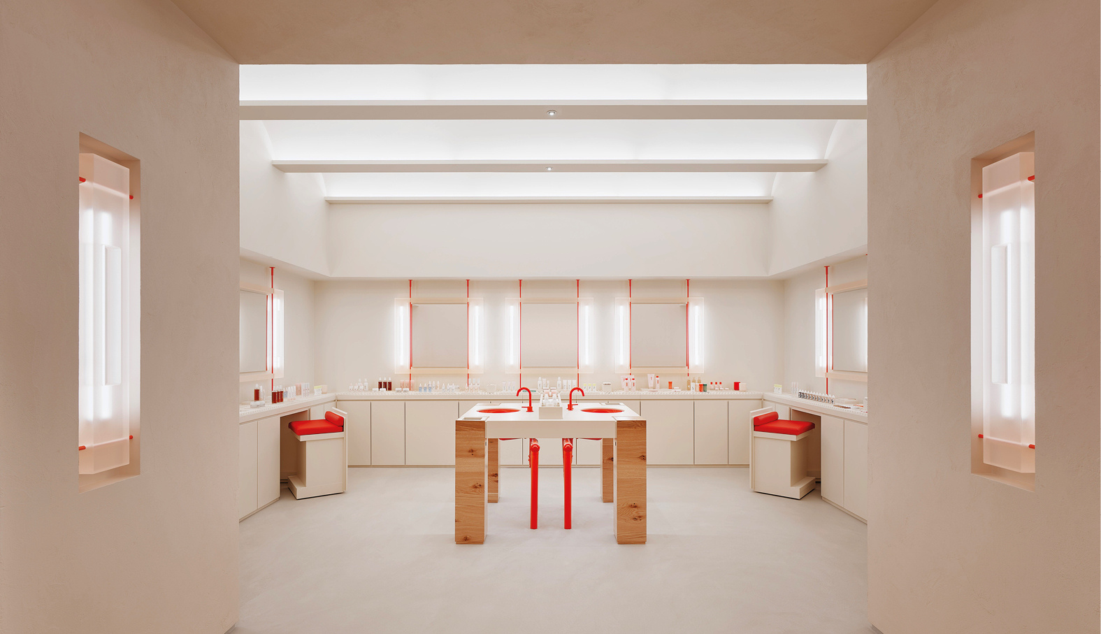 Flagship-Glossier-Soho-New-York-©-Sean-Davidson4