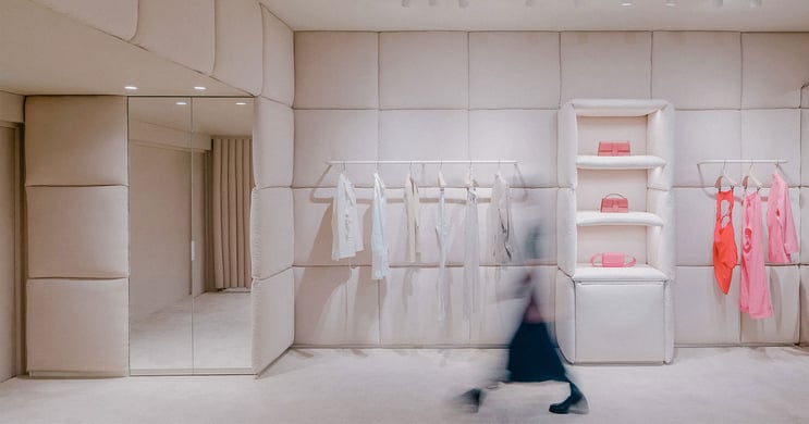 Bespoke Visual Merchandising – why ‘roll outs’ are no longer the norm