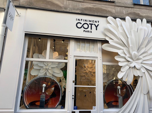 Photo personnelle – Boutique temporaire  Infiniment Coty (2025).