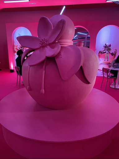 Photo personnelle – Pop-up ‘Illusion Café’ par Nina Ricci (2024).