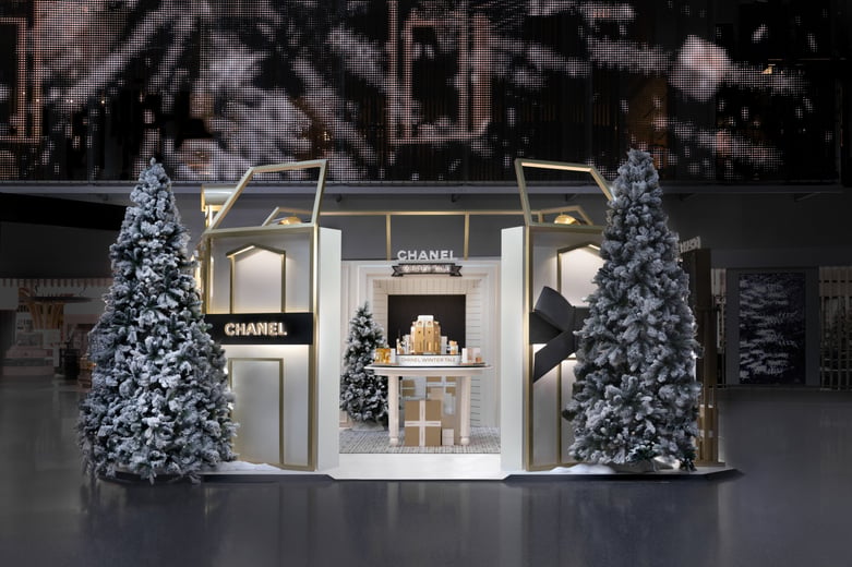 Pop-up ‘Winter Tale’ par Chanel (2024)_HD