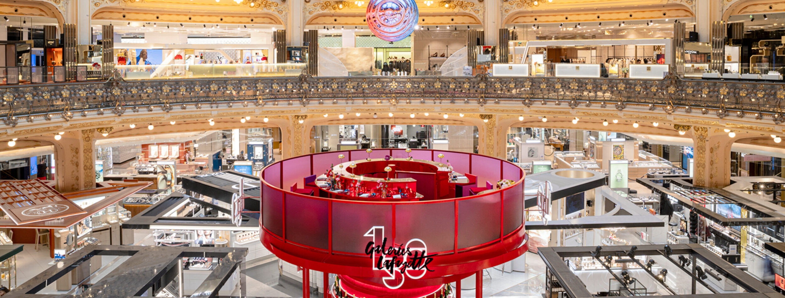 Table-anniversaire-130-ans-galeries