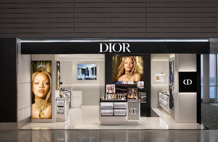 dior travel store