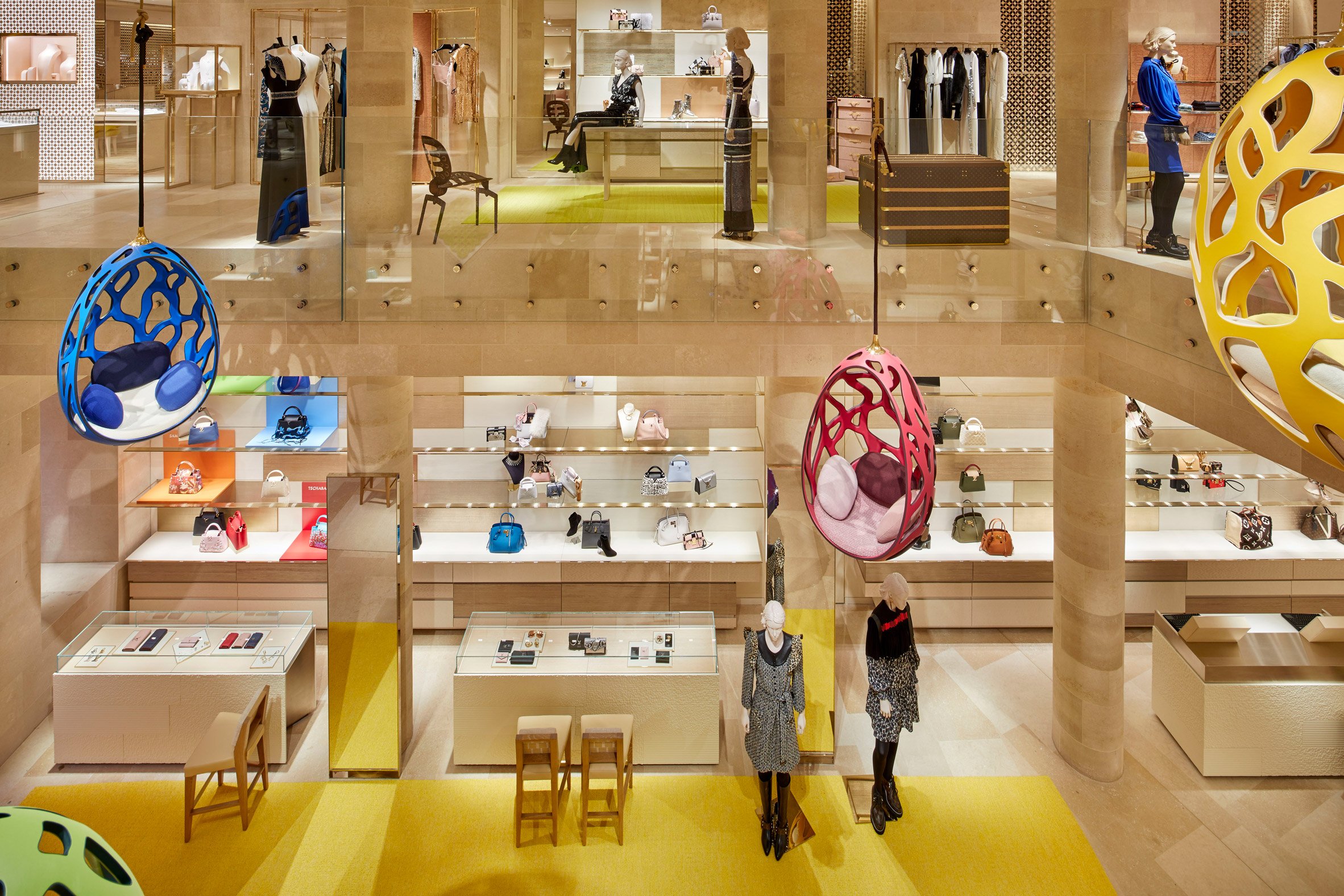 louis-vuitton-new-bond-street-london-shop-interiors-peter-marino_dezeen_2364_col_24